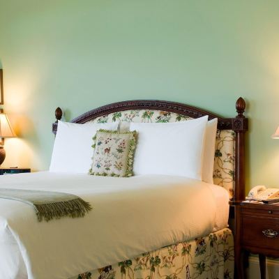 4 Bedroom Cottage, Balcony The Ballantyne, a Luxury Collection Hotel, Charlotte Promo Code