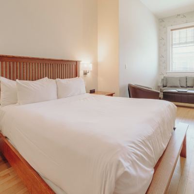Deluxe King Room with Sofa Bed Foster's Inn Promo Code