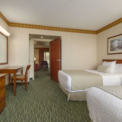 Two Double Beds Two Room Premium Suite