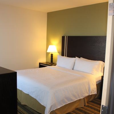 King Suite With Mobility Accessible Tub Holiday Inn Express Berkeley, an IHG Hotel Promo Code