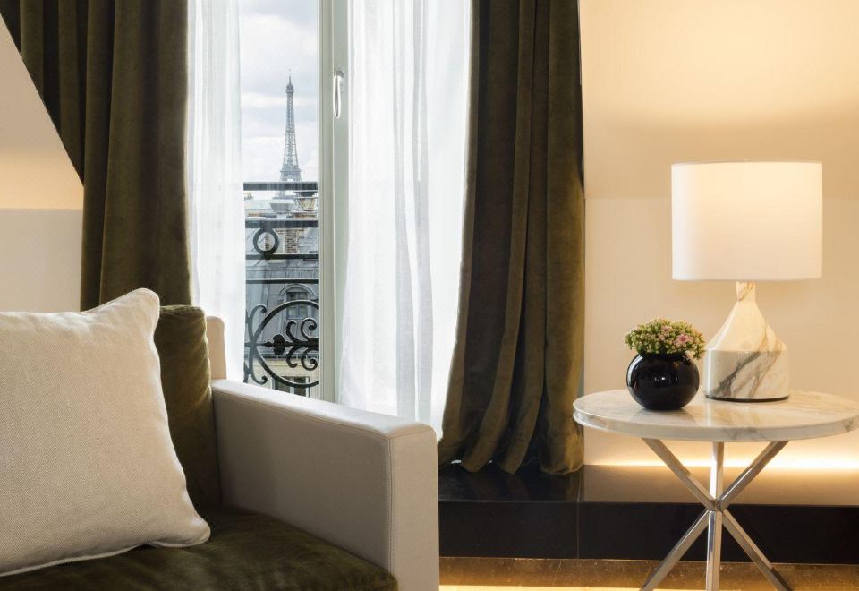Hyatt Paris MadeleinePresidential Suite