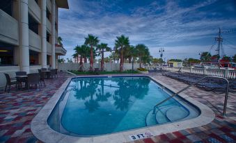 Pier House 60 Clearwater Beach Marina Hotel