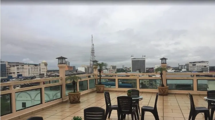 クリスタル ロッジ 外観