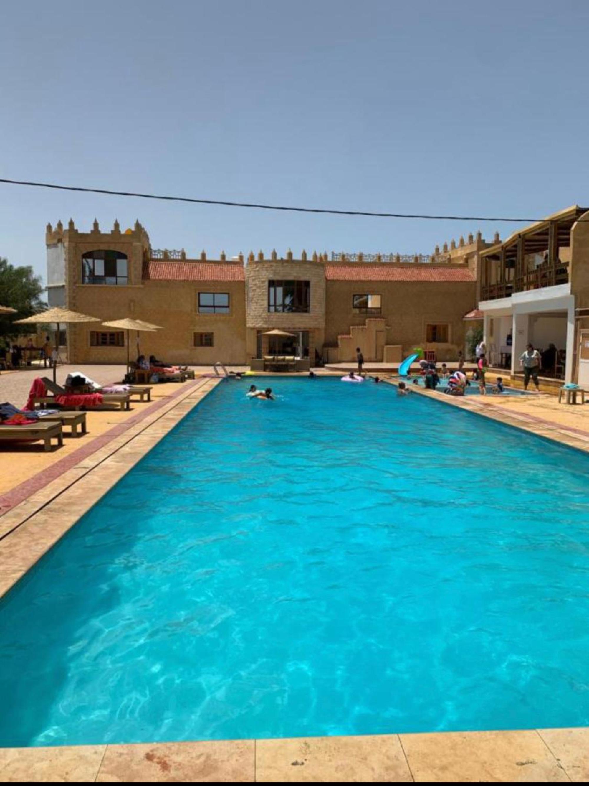 带阳台的四人房