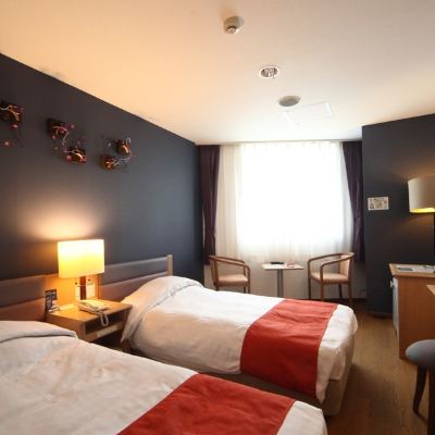 Non-Smoking, Stylish Room, Bed Width 95cm X 2, For 2 People 富良野自然森林飯店優惠