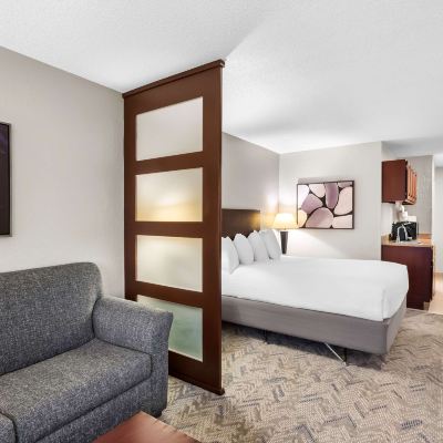 Mobility Accessible Queen Suite Best Western Oswego Hotel Promo Code