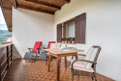 高级一卧室带阳台公寓