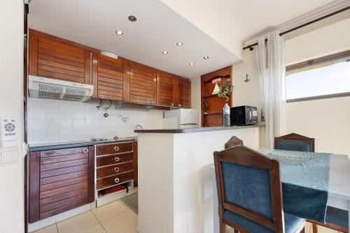 高级一卧室带阳台公寓