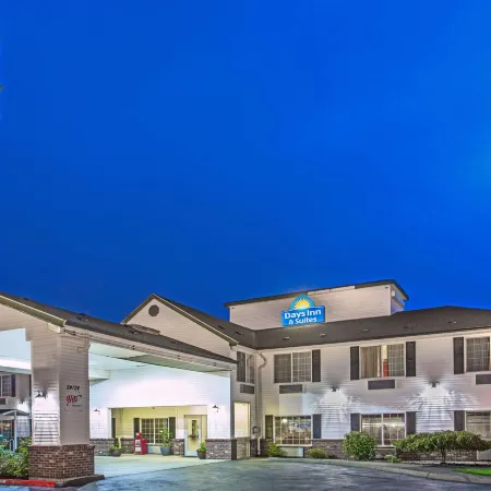 Days Inn & Suites by Wyndham Gresham Отели в г. Грешам