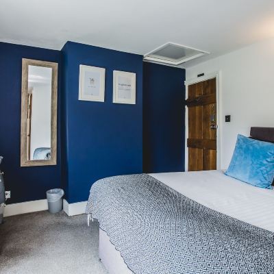 Double Room Ensuite No.8 Accommodation Promo Code