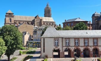 Hôtel Tour Maje - Housity
