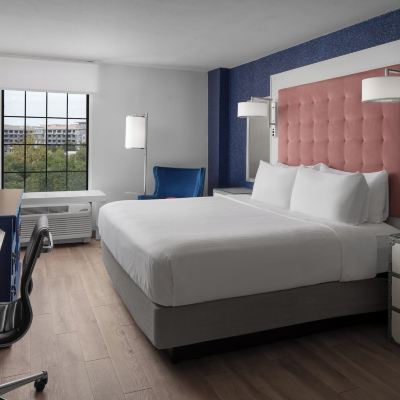Accessible King Room with Tub Hotel Indigo Mount Pleasant, an IHG Hotel Promo Code