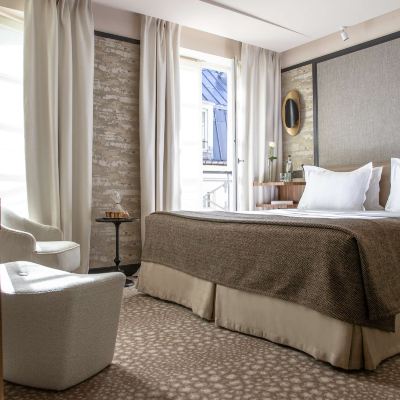 Club Deluxe Esprit Saint Germain Promo Code