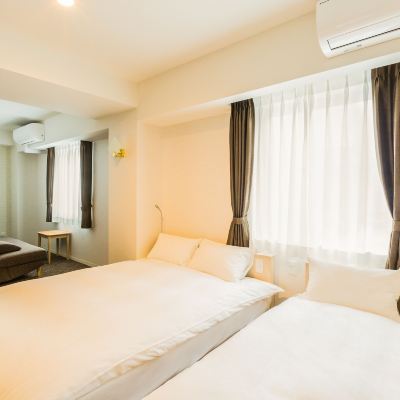 デラックスフォースルーム ホテルナインステイツ博多 クーポン