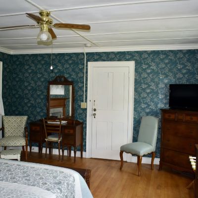 Deluxe Room, Private Bathroom (Garden Gate) Harbour House Inn Promo Code