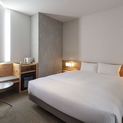 スタンダードクイーン TSUGU京都三条 by THE SHARE HOTELS クーポン