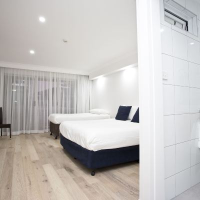 Standard Side Room Queen and Single Ocean Front Motel Promo Code