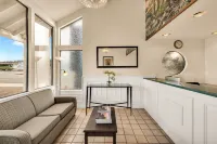 Scottish Fairway Inn