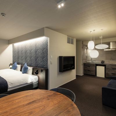 ラグジュアリーツイン滄 ハンギングチェア付き HOTEL MASTAY 神宮道 クーポン