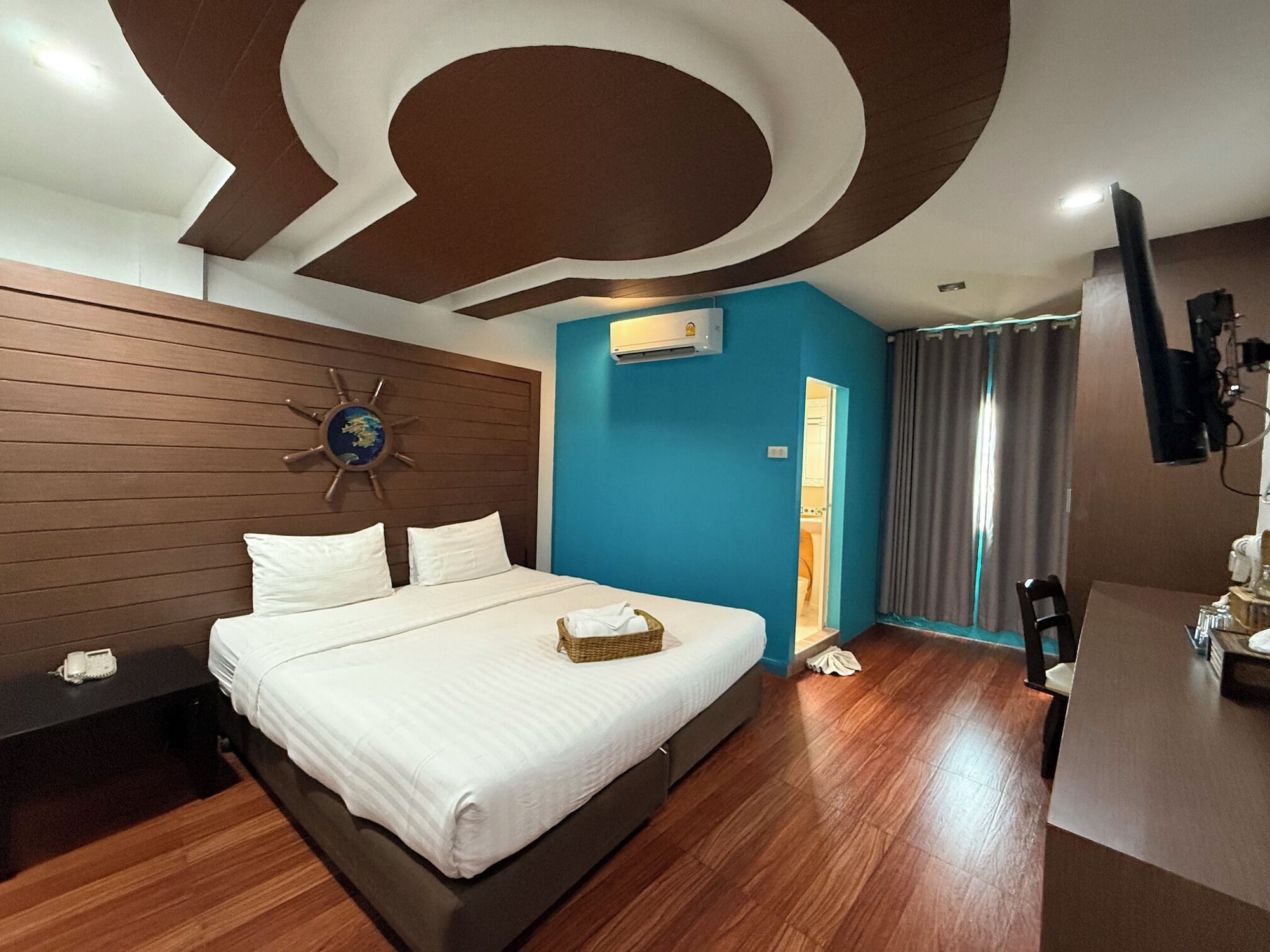 高级双人或双床房