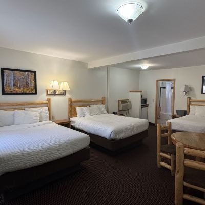3 Queen Beds Room Nordic Lodge Promo Code