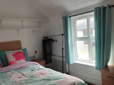 Cosy Cork - House - Sleeps 4 - City Centre Các khách sạn ở 
