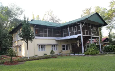 Chowkidinghee Heritage Chang Bungalow Hotele w: 