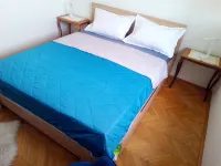 Shared condo by Zadar Oldtown and beach 400 m away Hotels in 
