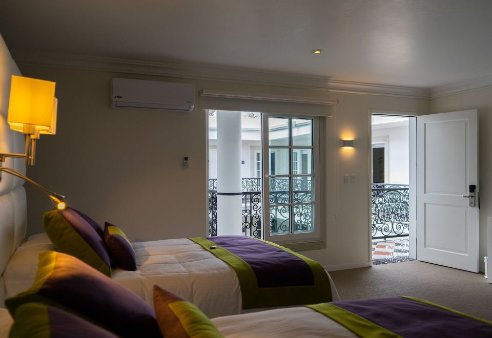 小型双床双人套房