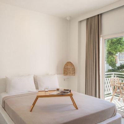 Superior Room L'Olive Homes Promo Code