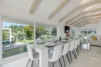 Villa Chimera White 16 with Pool & Gym