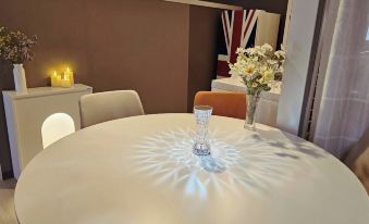 Gallery Family Hotel - Housity