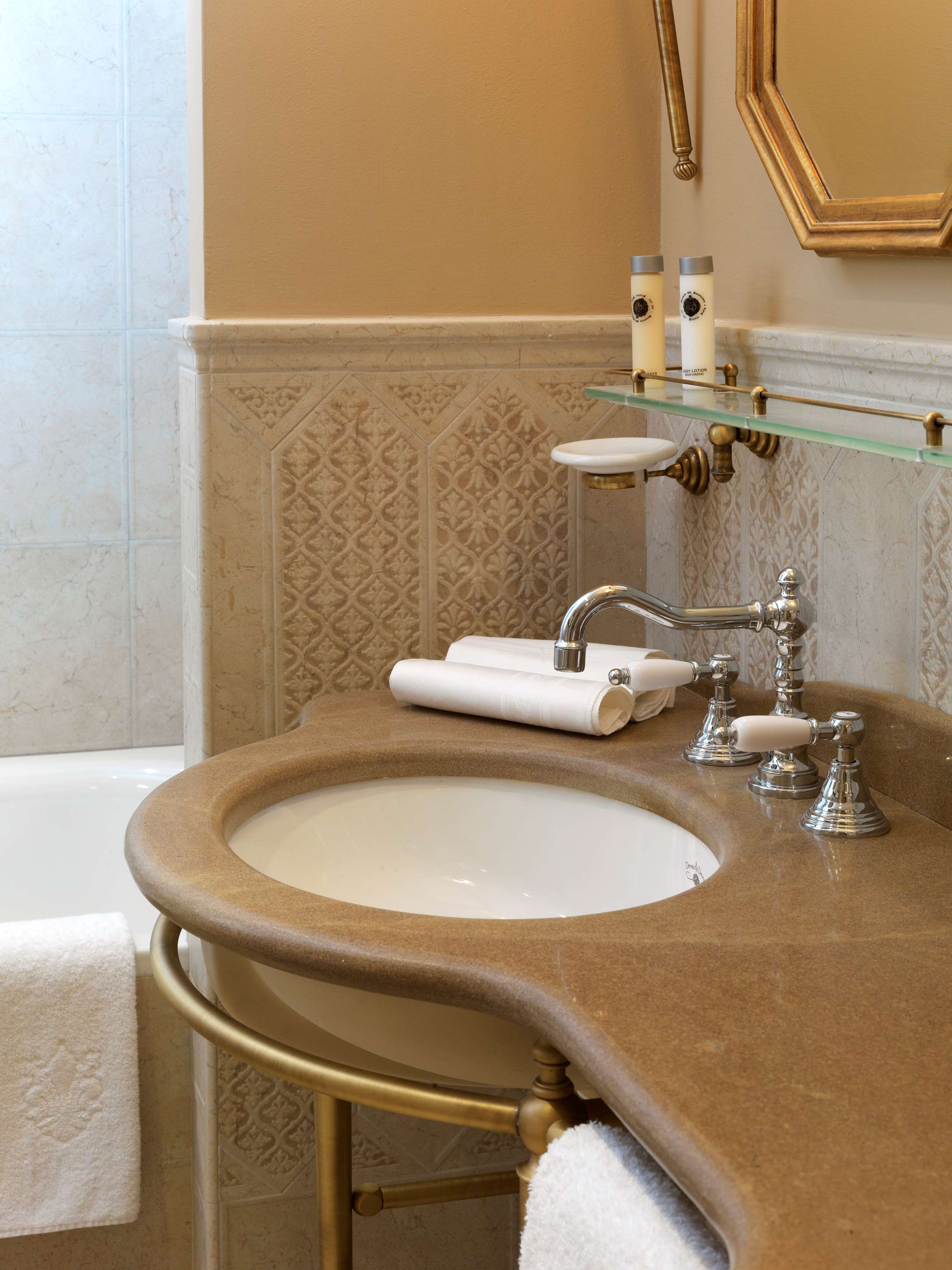 Ville Sull'Arno高级三人房