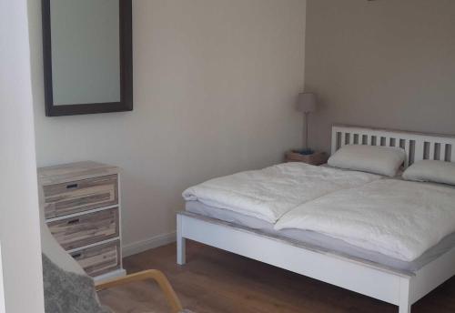 两卧室公寓 - 带露台