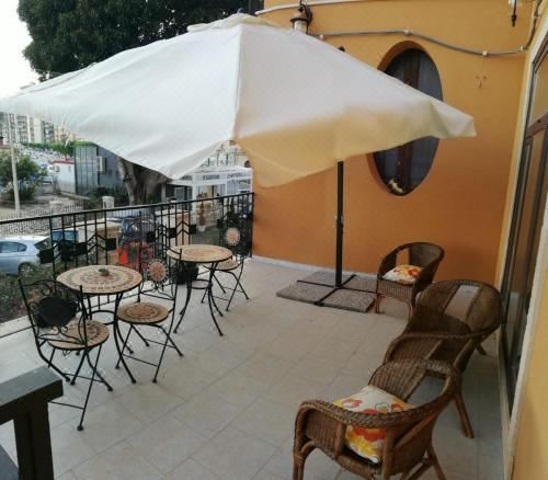 两卧室联排别墅