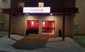 Hotel Holiday Lyon Est - Housity
