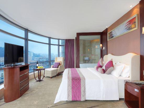 豪华城景套房（270°全景天幕+城中漫居+慕斯床品）