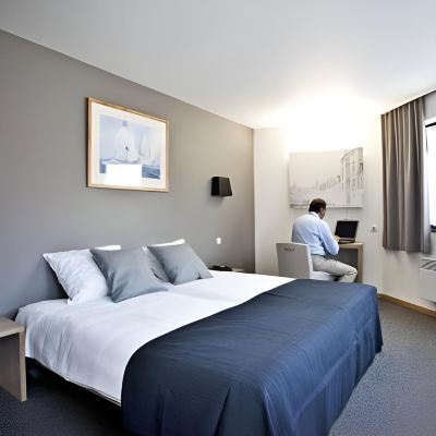 Twin Room The Shepherd Promo Code