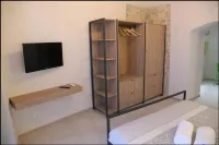 Locus Pendinelli Trani 53-The Philosophy of a b&b, the Details of a Hotel!!!