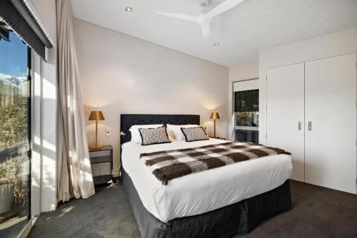 Queenstown Hot Tub Apartment One-Bedroom House