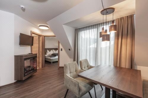 一卧室公寓（带阳台）