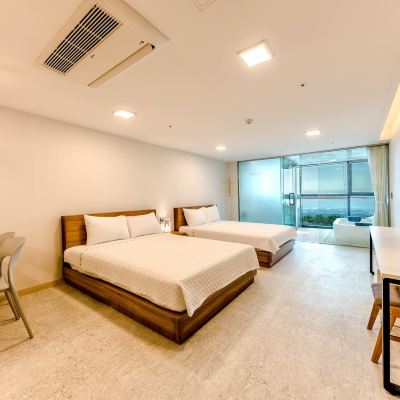 이그제큐티브 오션 뷰 트윈룸 퀸 침대 2개 (금연) 제주 아이브 리조트 쿠폰