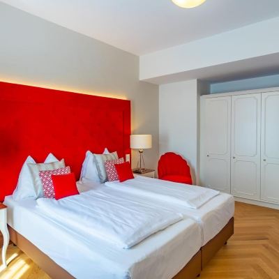 Superior Senior Suite Theaterhotel & Suites Wien Promo Code