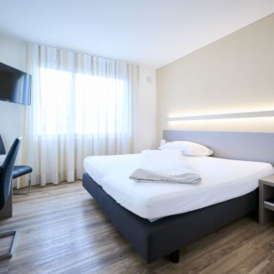 Superior Double Room Hotel am Kreisel: Self-Service Check-in Hotel Promo Code