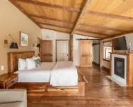 Seesaw's Lodge
