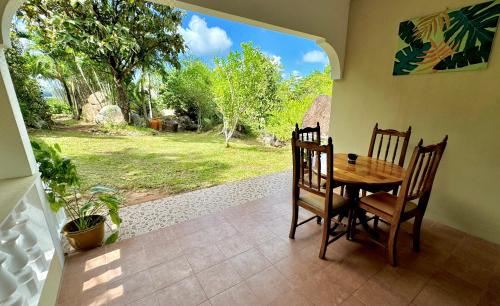 带园景的家庭房