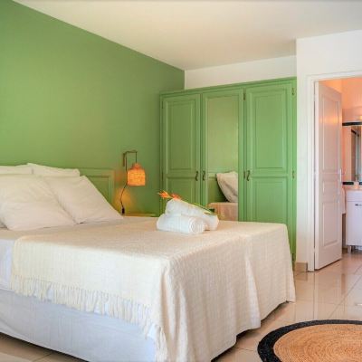 Luxury Studio, 2 Twin Beds, Sea View Hotel Pelican Promo Code