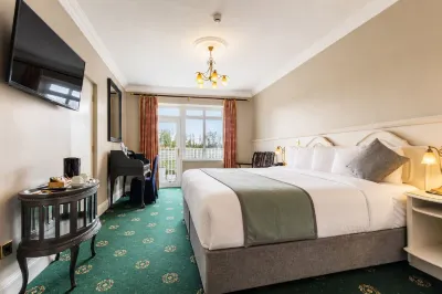 Lakeside Manor Hotel Hotels in 