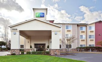 Best Western Plus Portland Airport Hotel  Suites