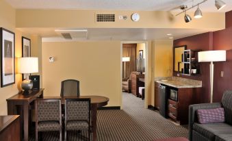 Embassy Suites by Hilton des Moines Downtown